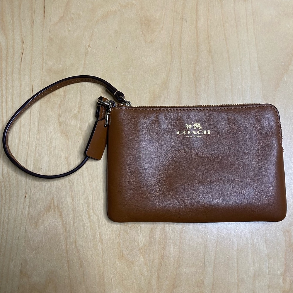 Coach Wristlet - Brown/Tan